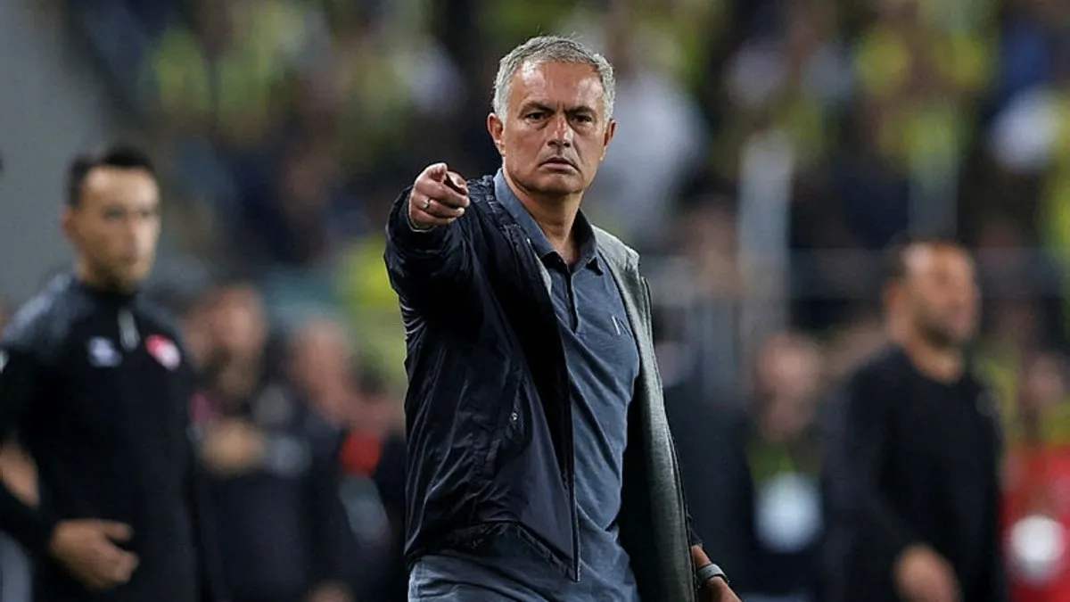 Jose Mourinho, derbi sonrası konuştu: “Maçı domine ettik ama…”