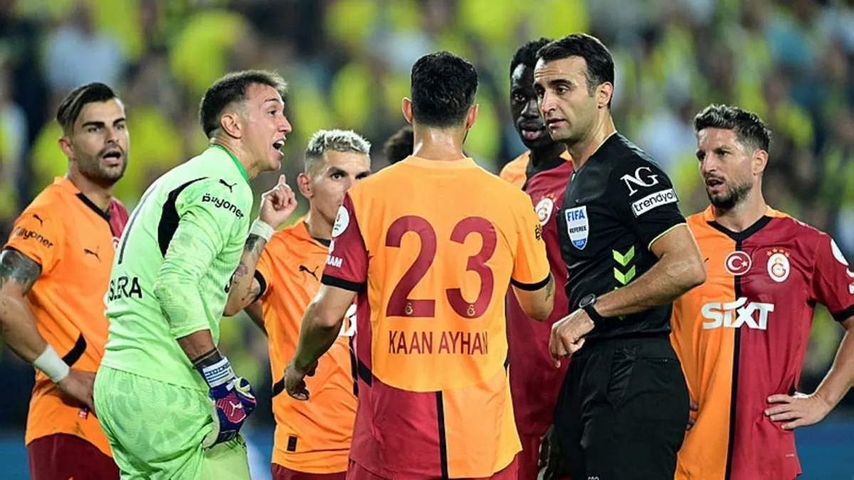 SON DAKİKA DERBİ HABERLERİ: Ahmet Çakar son noktayı koydu! Dev derbide Fenerbahçe’nin kazandığı penaltı herkesi ikiye bölmüştü