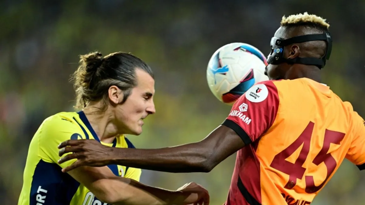 SON DAKİKA HABERLERİ: Kadıköy’de büyük şok! Galatasaray, Fenerbahçe’yi 3 golle yendi…