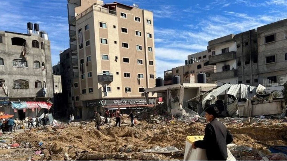 İsrail, Gazze’deki Kamal Adwan Hastanesi için tahliye emri verdi